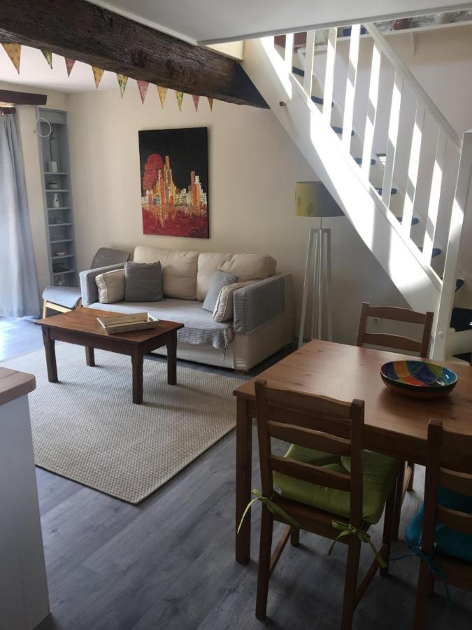 Les Coindries Villa Faye-la-Vineuse Exteriör bild
